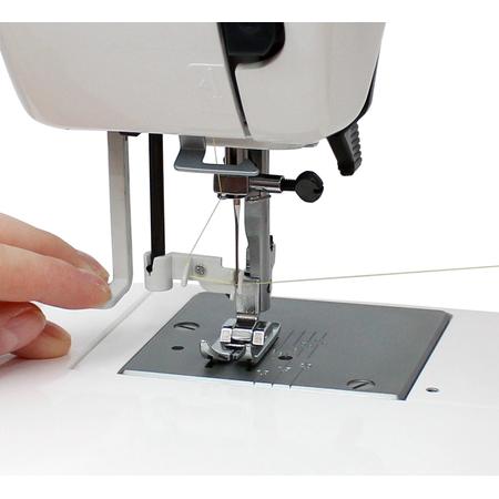 Maszyna do szycia Janome HD 523